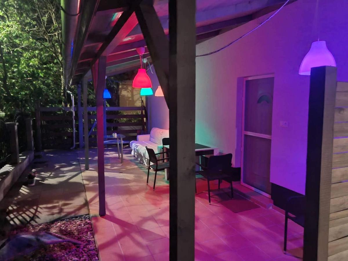 Leda Vendeghaz Apartman